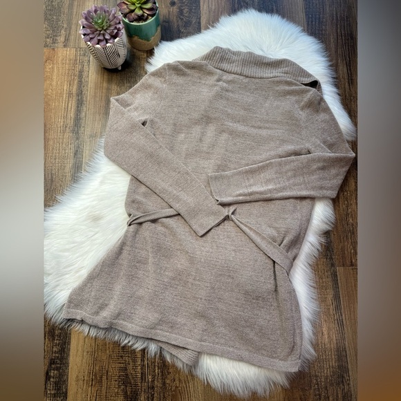 Barefoot Dreams CozyChic Ultra Lite™ Cardigan - Picture 5 of 6